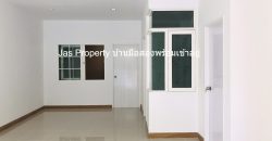 2-storey townhouse + mezzanine, Golden Town 2 Project, On Nut-Pattanakarn